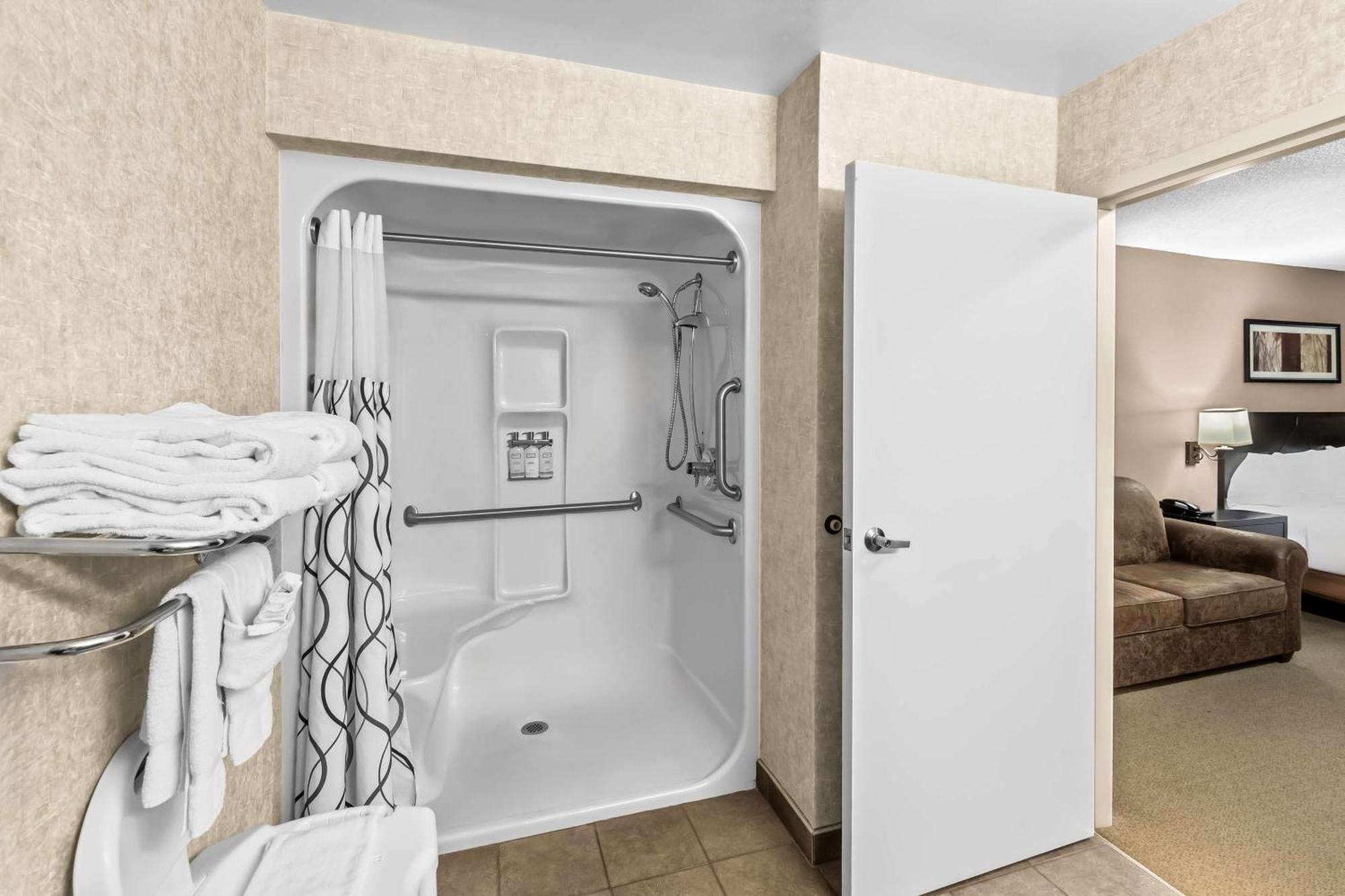 Heartland Inn & Suites, Surestay Collection By Best Western Park Rapids Ngoại thất bức ảnh