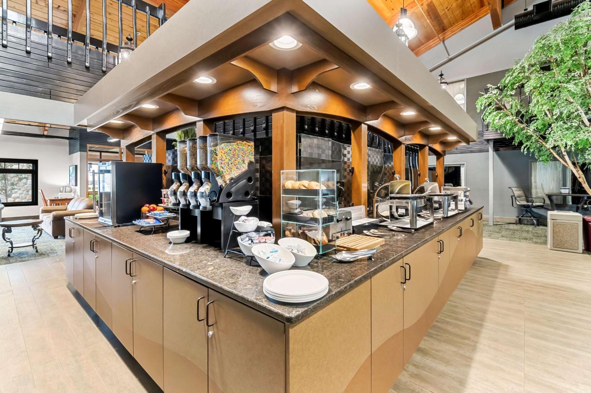 Heartland Inn & Suites, Surestay Collection By Best Western Park Rapids Ngoại thất bức ảnh